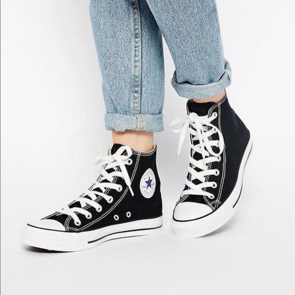 Converse Shoes - Black Converse High Top’s